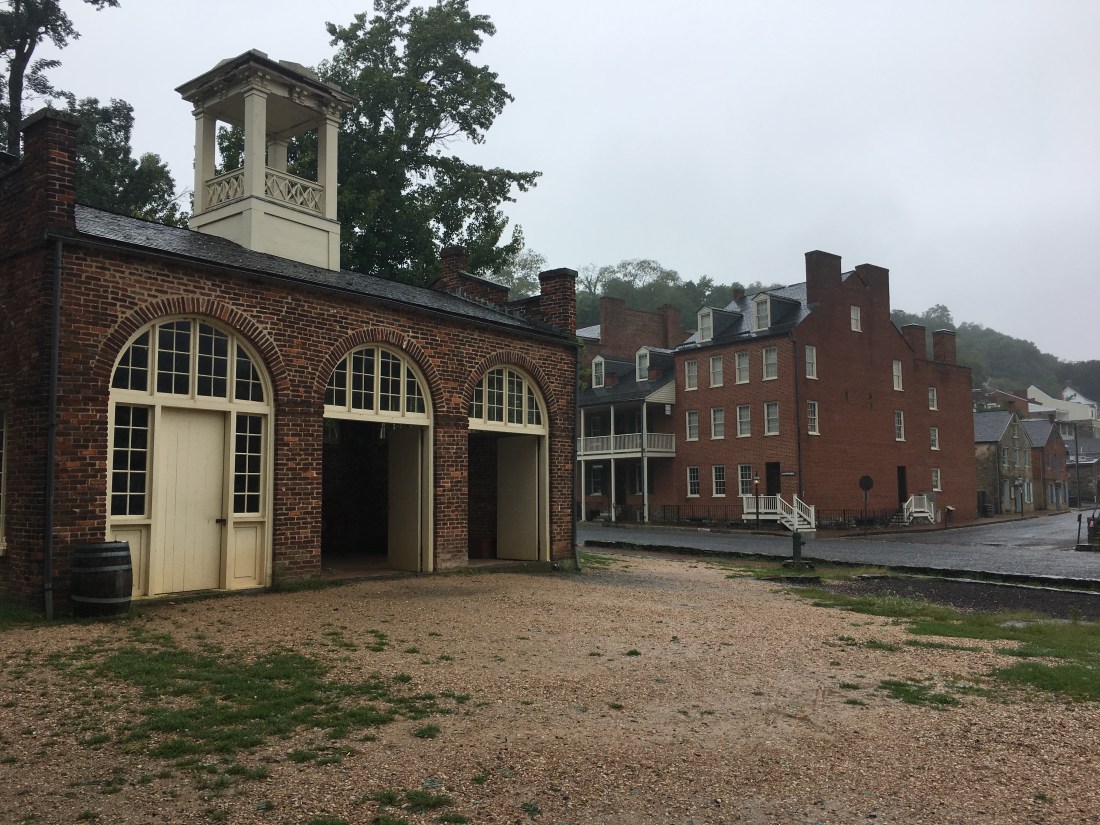 6771E5FA-2A0B-4894-B5B2-058004331184