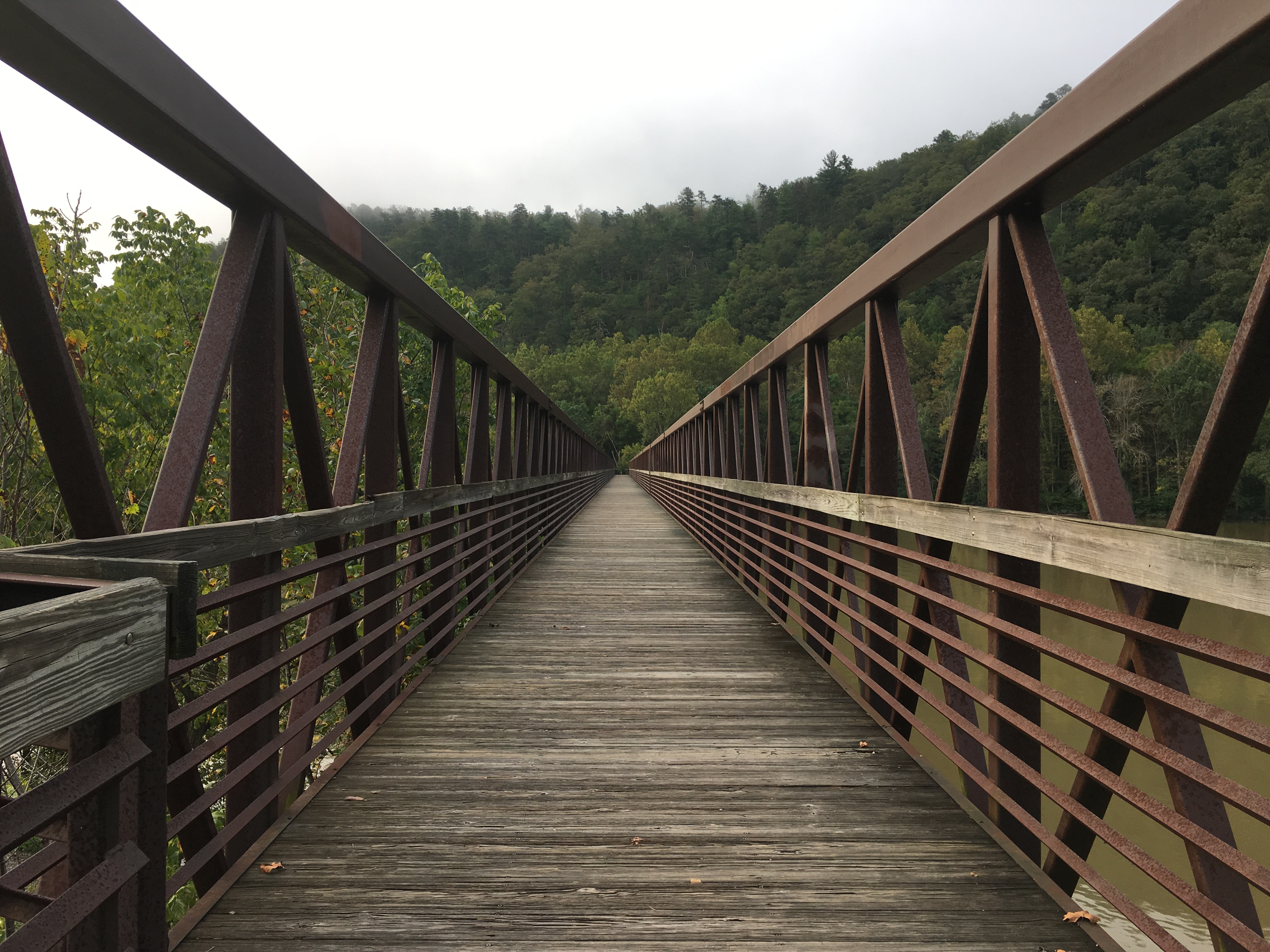 256EF4FC-F55F-4562-990B-7928B1552EF5