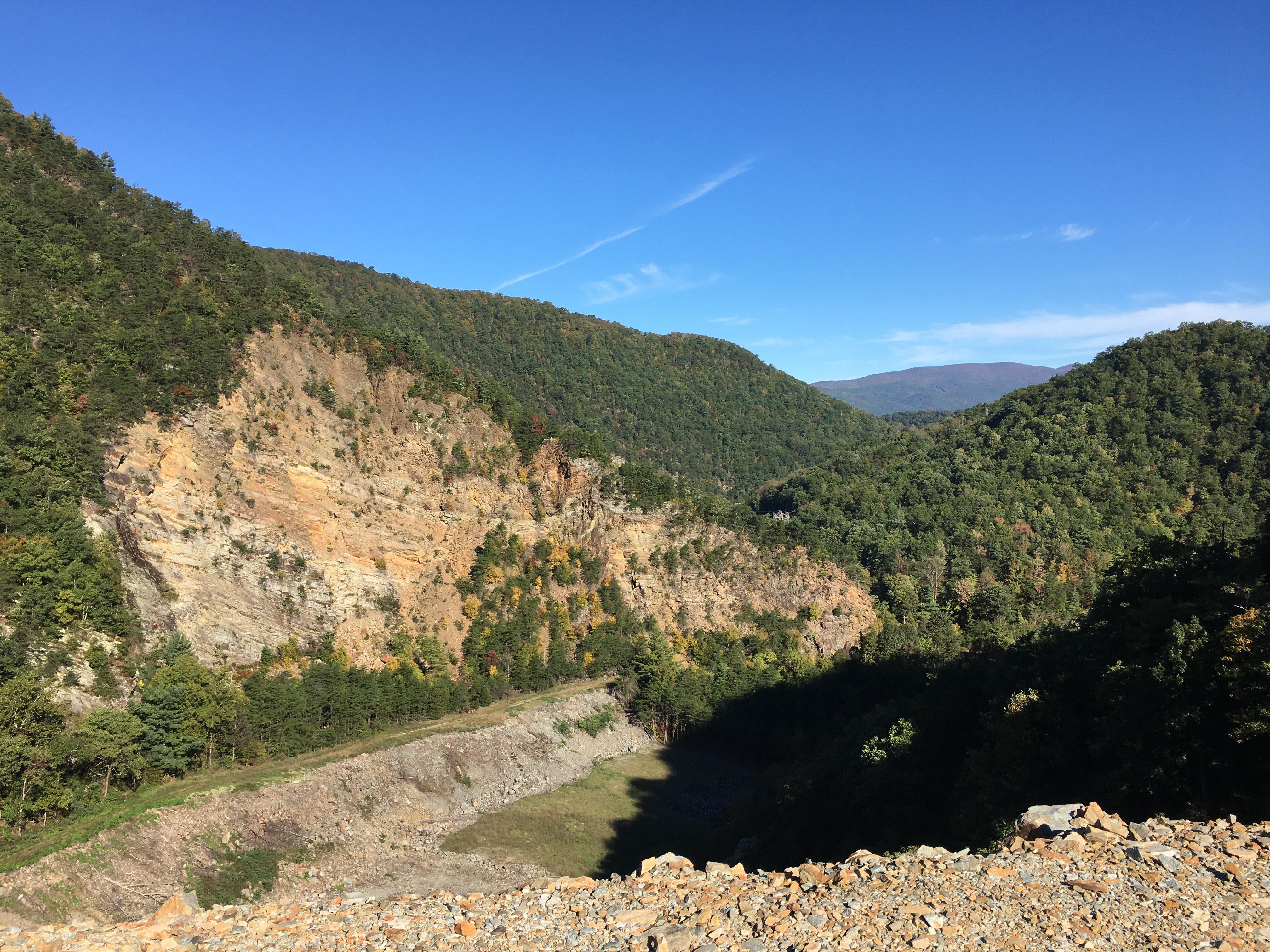 8EBCD57E-9A0A-496E-8DA8-0B6269FD344E